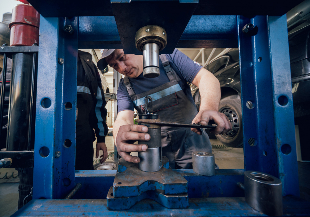 5 Ways to Extend the Life of Your Hydraulic Press