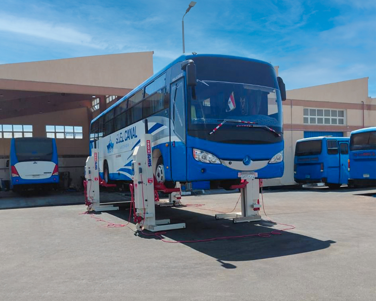 Stertil-Koni mobile column lifts to the Suez Canal Authority
